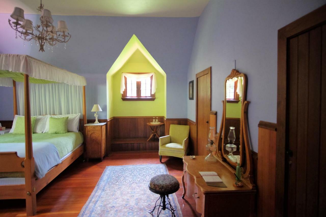 Wedgwood Manor And Glamping Retreat Hotel Crawford Bay Luaran gambar